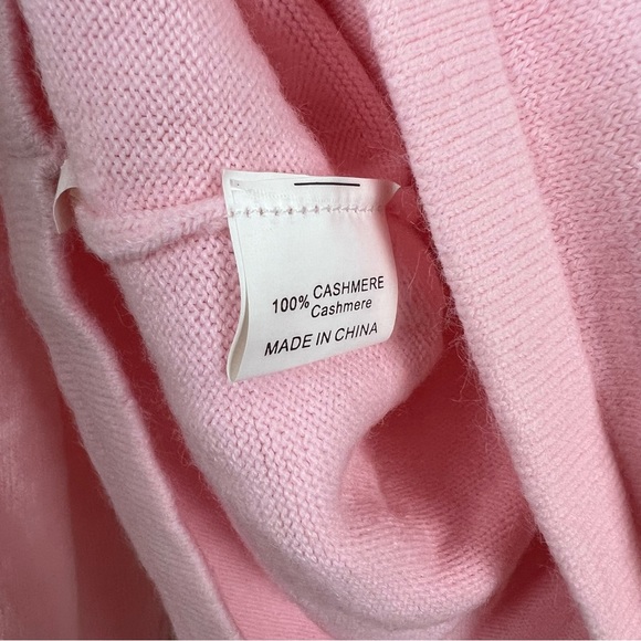 Vintage Burberrys of London Pink Cashmere Cardigan Sweater - Picture 4 of 4